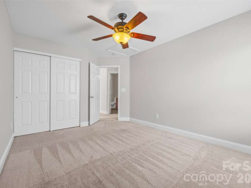 9513 Seamill Road, Charlotte, NC 28278.  MLS# CAR4408705, YatesRealty ID 43794. Bedroom 3