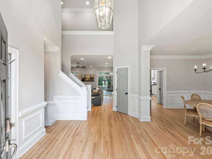 7701 Walthall Court, Charlotte, NC 28210.  MLS# CAR4404476, YatesRealty ID 43795. 