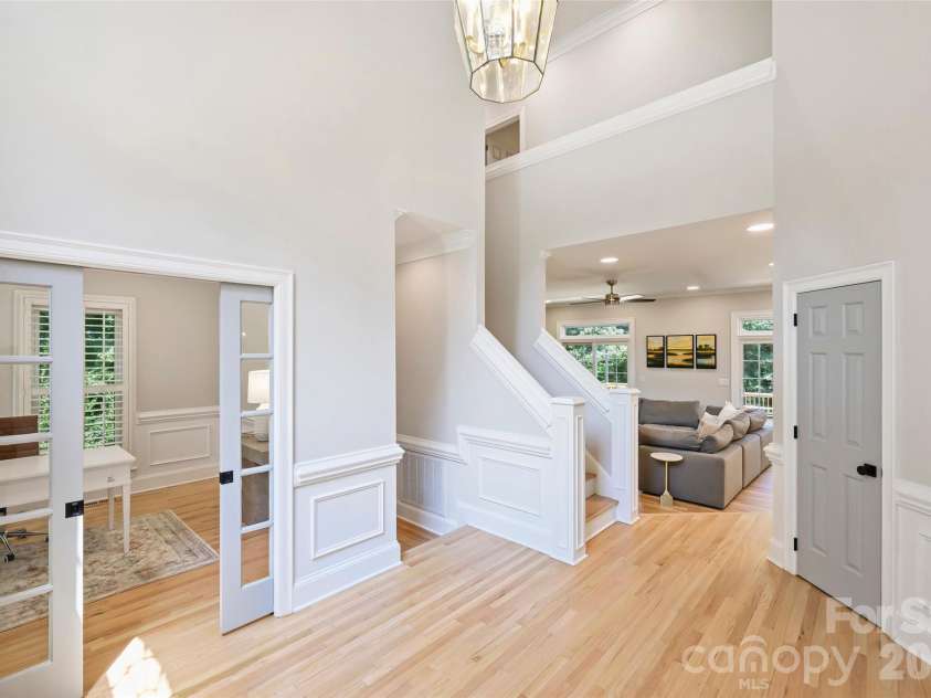 7701 Walthall Court, Charlotte, NC 28210.  MLS# CAR4404476, YatesRealty ID 43795. 