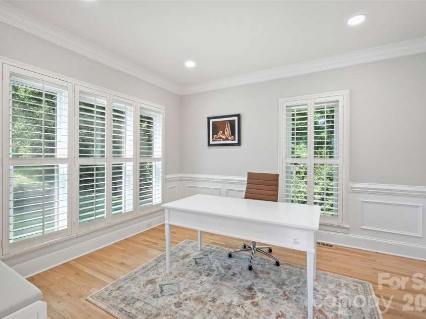 7701 Walthall Court, Charlotte, NC 28210.  MLS# CAR4404476, YatesRealty ID 43795. 
