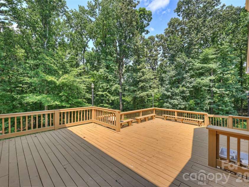 7701 Walthall Court, Charlotte, NC 28210.  MLS# CAR4404476, YatesRealty ID 43795. 
