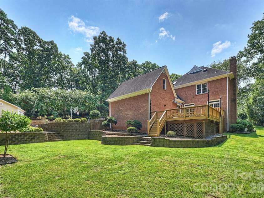 7701 Walthall Court, Charlotte, NC 28210.  MLS# CAR4404476, YatesRealty ID 43795. 