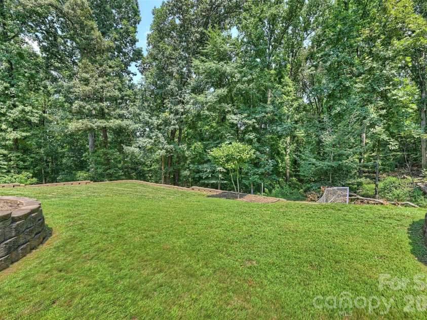 7701 Walthall Court, Charlotte, NC 28210.  MLS# CAR4404476, YatesRealty ID 43795. 