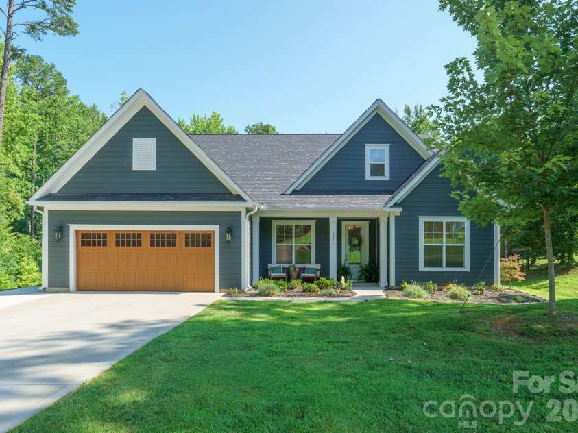 2976 Walter Drive, Concord, NC 28027.  MLS# CAR4412569, YatesRealty ID 43796. 