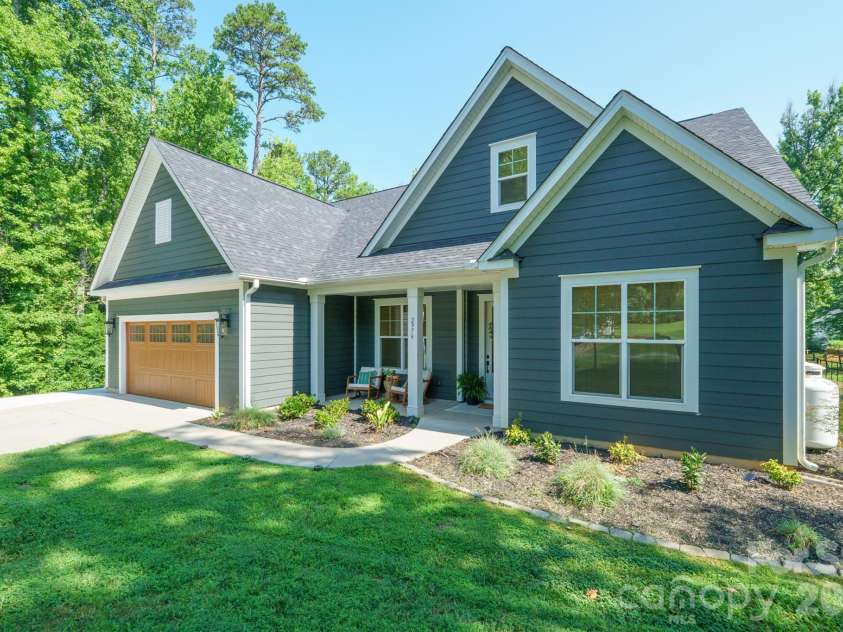 2976 Walter Drive, Concord, NC 28027.  MLS# CAR4412569, YatesRealty ID 43796. 
