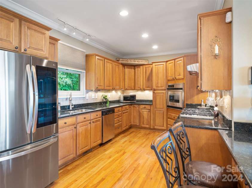 162 Alpine Drive, Little Switzerland, NC 28749.  MLS# CAR4153237, YatesRealty ID 438. 