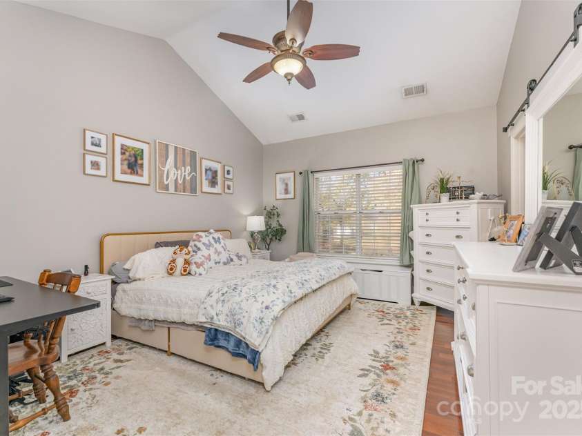 7024 Passeres Court, Charlotte, NC 28215.  MLS# CAR4319983, YatesRealty ID 438. 