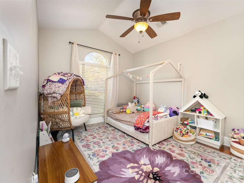 7024 Passeres Court, Charlotte, NC 28215.  MLS# CAR4319983, YatesRealty ID 438. 