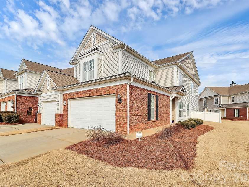 44424 Oriole Drive, Fort Mill, SC 29707.  MLS# CAR4344745, YatesRealty ID 4380. 
