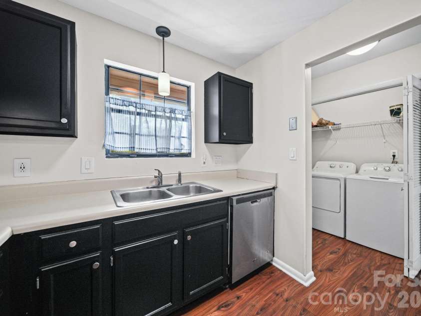 7500 Woods Lane, Cornelius, NC 28031.  MLS# CAR4413379, YatesRealty ID 43800. 