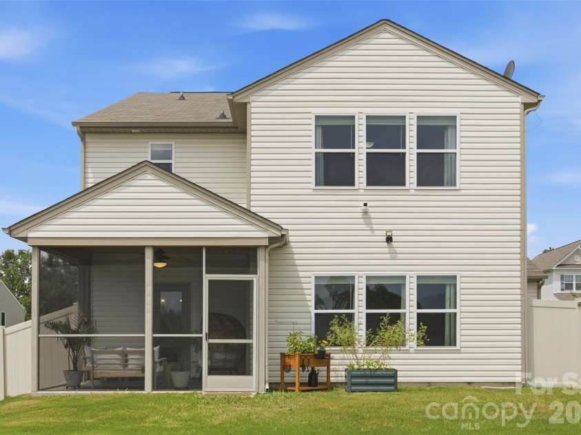 254 Austen Lakes Drive, York, SC 29745.  MLS# CAR4413205, YatesRealty ID 43807. 