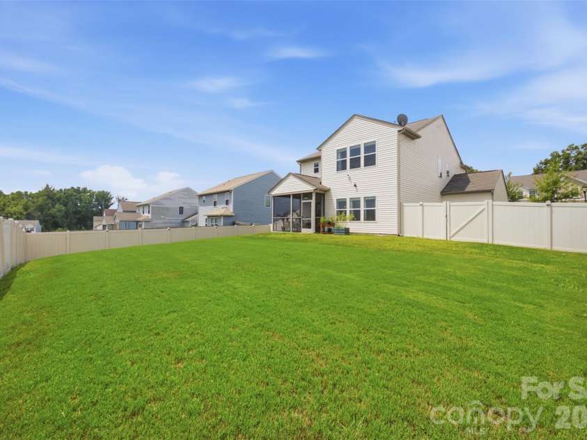 254 Austen Lakes Drive, York, SC 29745.  MLS# CAR4413205, YatesRealty ID 43807. 