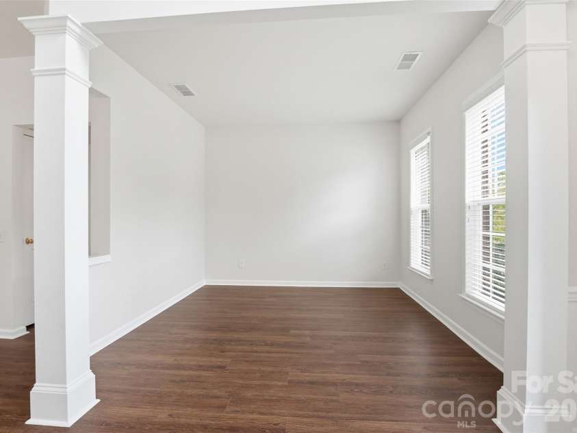 7633 Rathburn Lane, Charlotte, NC 28277.  MLS# CAR4411493, YatesRealty ID 43808. 