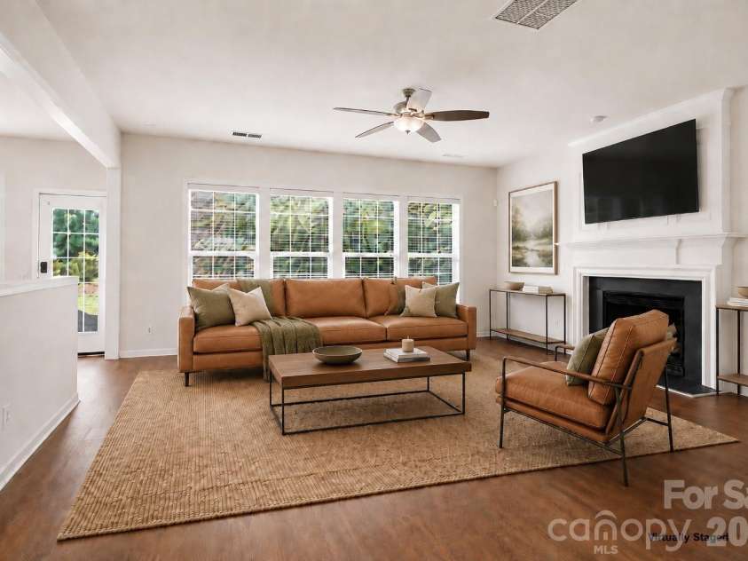 7633 Rathburn Lane, Charlotte, NC 28277.  MLS# CAR4411493, YatesRealty ID 43808. 