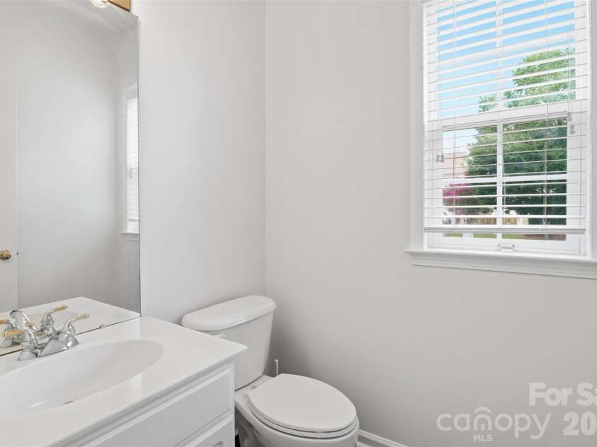 7633 Rathburn Lane, Charlotte, NC 28277.  MLS# CAR4411493, YatesRealty ID 43808. 