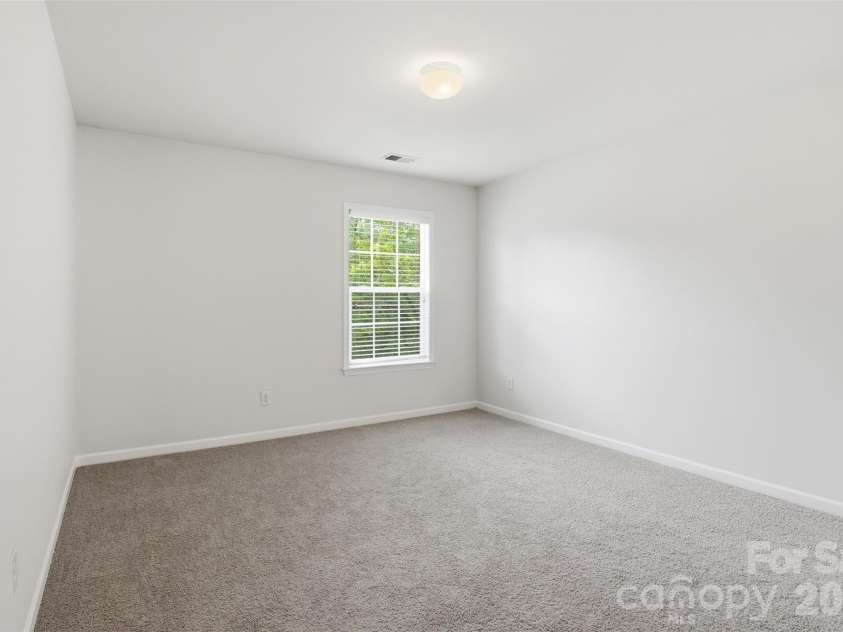 7633 Rathburn Lane, Charlotte, NC 28277.  MLS# CAR4411493, YatesRealty ID 43808. 
