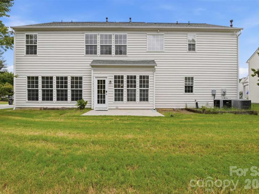 7633 Rathburn Lane, Charlotte, NC 28277.  MLS# CAR4411493, YatesRealty ID 43808. 