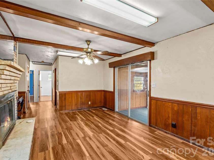 305 Sills Drive, Salisbury, NC 28146.  MLS# CAR4341534, YatesRealty ID 4381. 