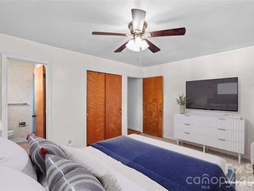 305 Sills Drive, Salisbury, NC 28146.  MLS# CAR4341534, YatesRealty ID 4381. Virtual Staging