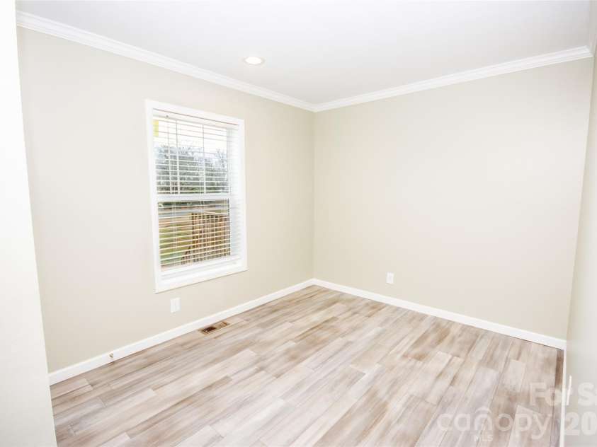 489 Eagle Mills Road, Hamptonville, NC 27020.  MLS# CAR4337750, YatesRealty ID 4381. 