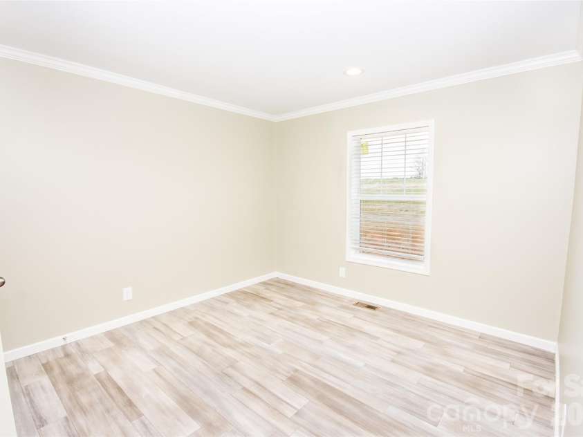 489 Eagle Mills Road, Hamptonville, NC 27020.  MLS# CAR4337750, YatesRealty ID 4381. 