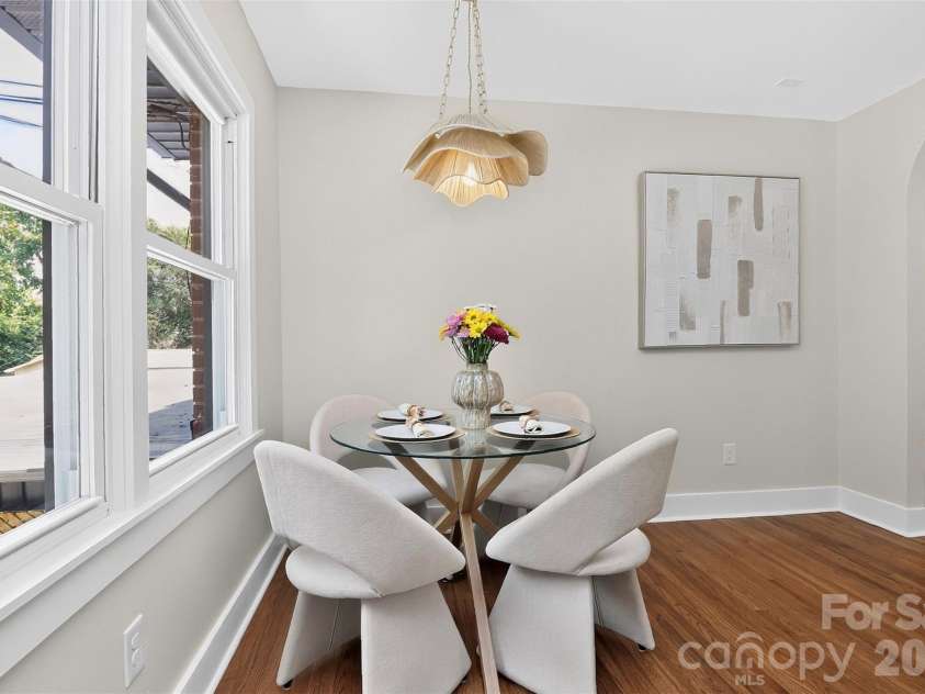 3617 Woodleaf Road, Charlotte, NC 28205.  MLS# CAR4410938, YatesRealty ID 43810. 