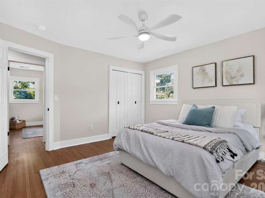 3617 Woodleaf Road, Charlotte, NC 28205.  MLS# CAR4410938, YatesRealty ID 43810. 