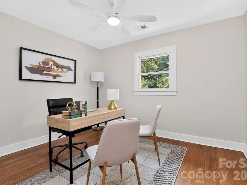 3617 Woodleaf Road, Charlotte, NC 28205.  MLS# CAR4410938, YatesRealty ID 43810. 