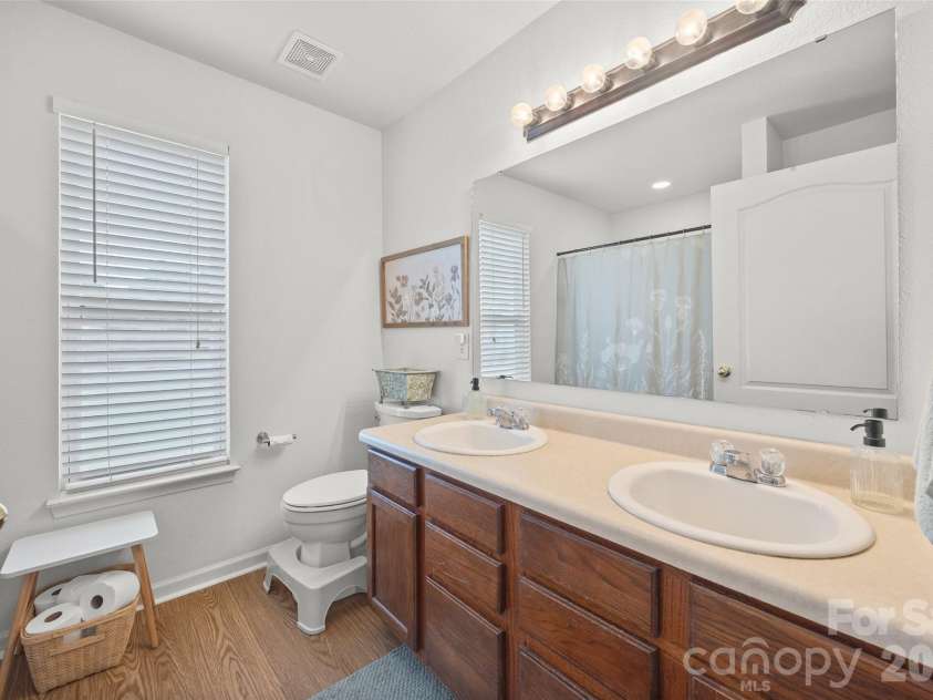 5022 Meanna Drive, Clover, SC 29710.  MLS# CAR4407232, YatesRealty ID 43813. 
