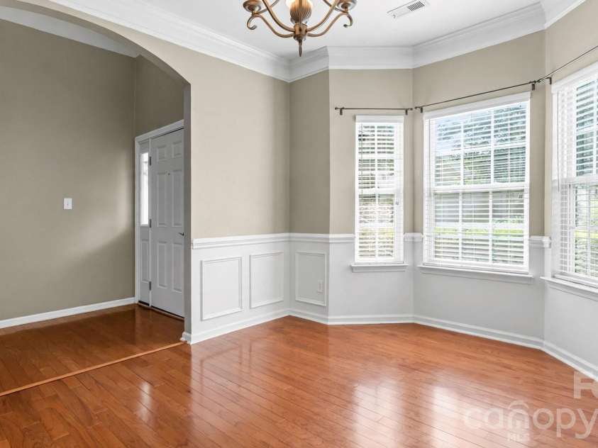 2429 Oakdale Creek Lane, Charlotte, NC 28216.  MLS# CAR4413845, YatesRealty ID 43814. 