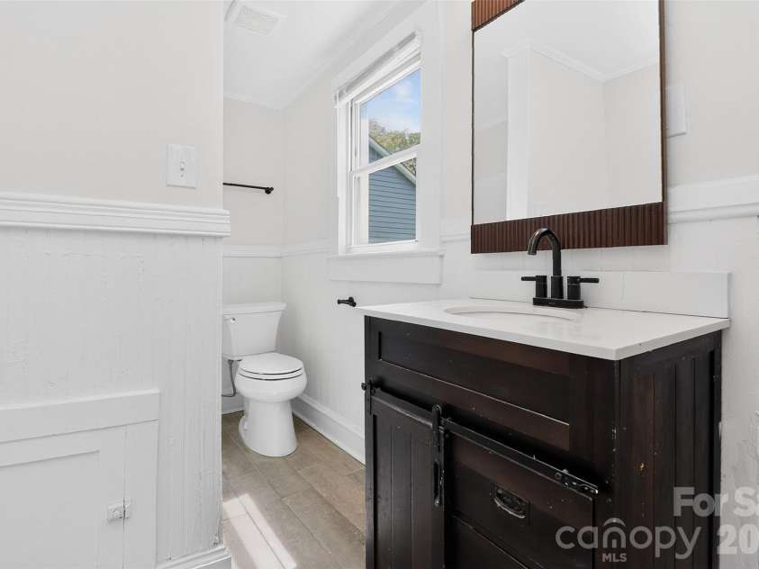 58 Skipwith Street, Concord, NC 28025.  MLS# CAR4413549, YatesRealty ID 43818. Full Bathroom