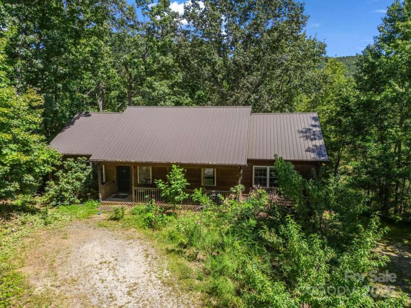 288 Long Ridge Road, Old Fort, NC 28762.  MLS# CAR4297306, YatesRealty ID 4382. 288 Long Ridge Road