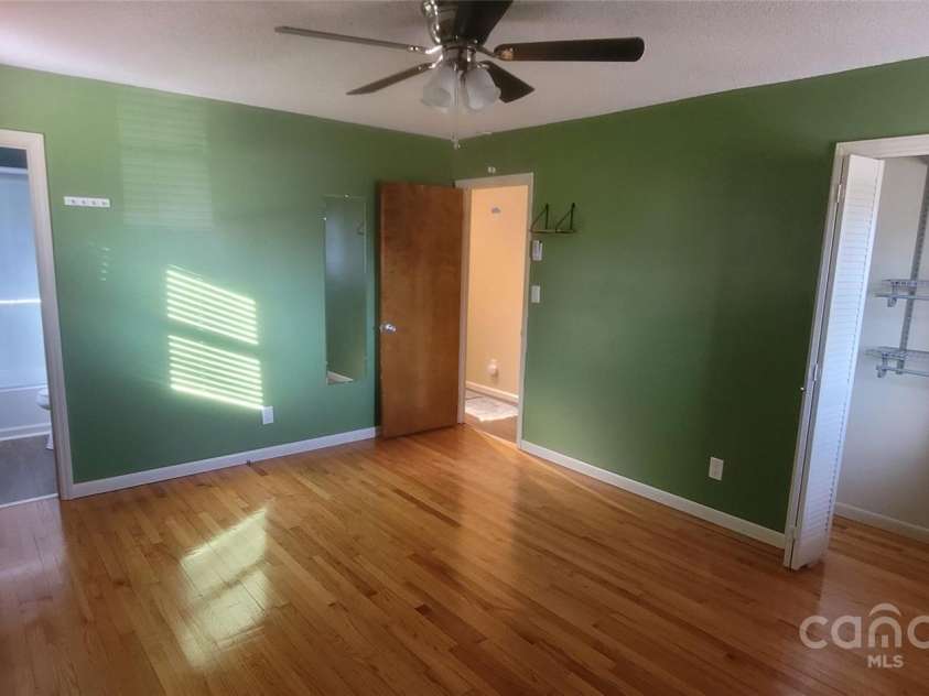 5527 Dallas High Shoals Hwy Highway, Dallas, NC 28034.  MLS# CAR4218491, YatesRealty ID 4382. 