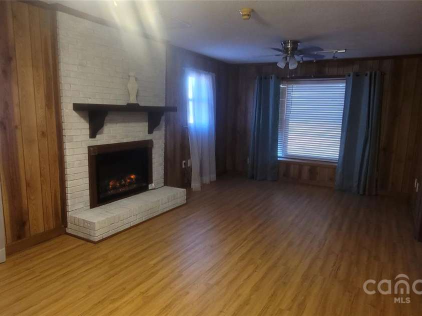 5527 Dallas High Shoals Hwy Highway, Dallas, NC 28034.  MLS# CAR4218491, YatesRealty ID 4382. 