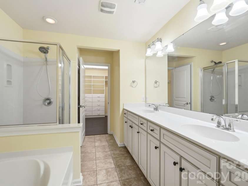 16852 Dunaverty Place, Charlotte, NC 28277.  MLS# CAR4411587, YatesRealty ID 43822. 