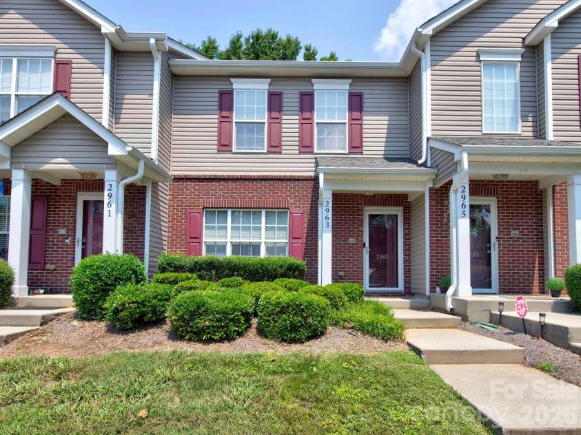 2963 Little Stream Court, Matthews, NC 28105.  MLS# CAR4413853, YatesRealty ID 43823. 