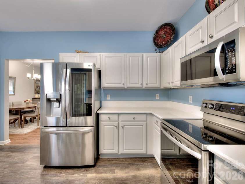 2963 Little Stream Court, Matthews, NC 28105.  MLS# CAR4413853, YatesRealty ID 43823. 