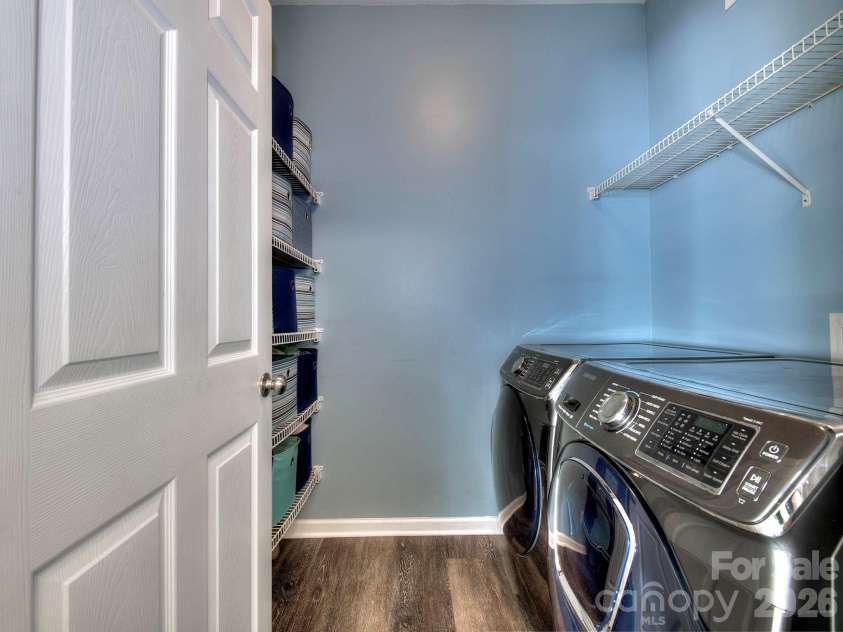 2963 Little Stream Court, Matthews, NC 28105.  MLS# CAR4413853, YatesRealty ID 43823. 