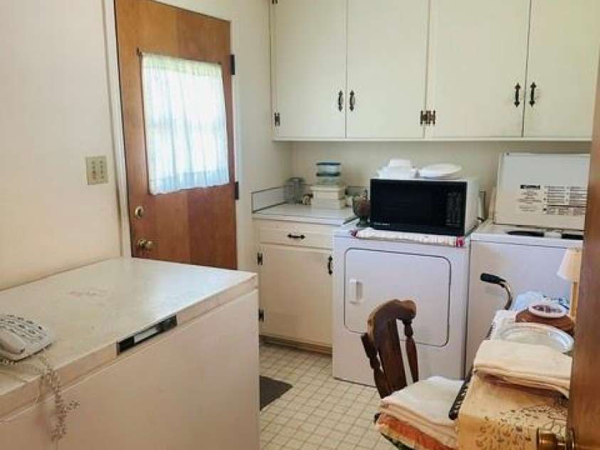 1424 Post Road, Shelby, NC 28150.  MLS# CAR4413772, YatesRealty ID 43824. 