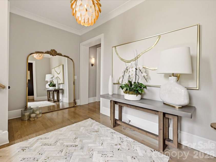 2820 Irby Drive, Charlotte, NC 28209.  MLS# CAR4413472, YatesRealty ID 43825. Foyer