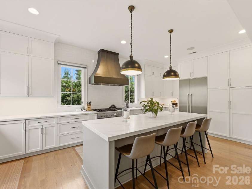 2820 Irby Drive, Charlotte, NC 28209.  MLS# CAR4413472, YatesRealty ID 43825. Kitchen