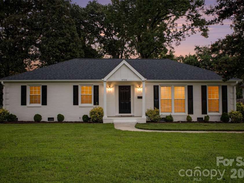 4726 Walden Court, Charlotte, NC 28210.  MLS# CAR4408855, YatesRealty ID 43826. 