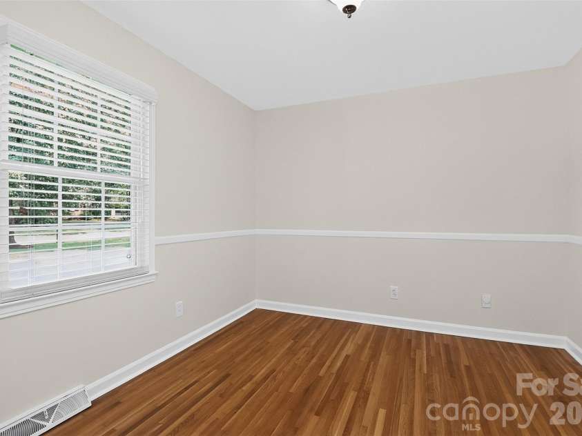 4726 Walden Court, Charlotte, NC 28210.  MLS# CAR4408855, YatesRealty ID 43826. Bedroom 3