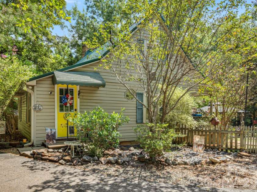 242 Whitney Boulevard, Lake Lure, NC 28746.  MLS# CAR4414218, YatesRealty ID 43829. 