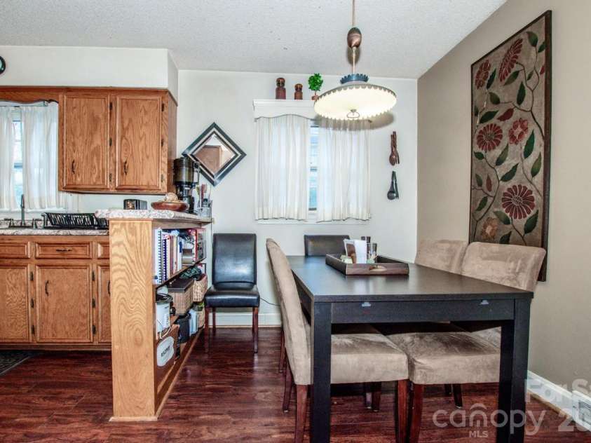 516 Mulberry Street, Statesville, NC 28677.  MLS# CAR4332832, YatesRealty ID 4383. 