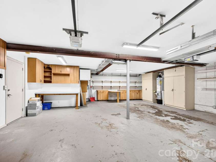 159 Kimberly Avenue, Asheville, NC 28804.  MLS# CAR4347398, YatesRealty ID 43831. 