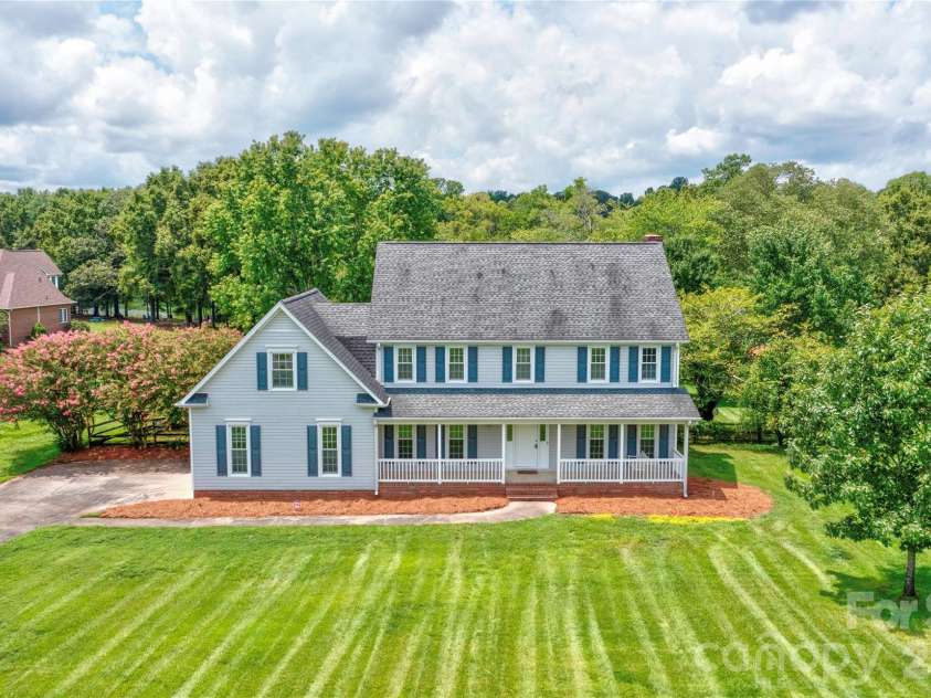 144 Oak Point Drive, Cherryville, NC 28021.  MLS# CAR4412077, YatesRealty ID 43836. 