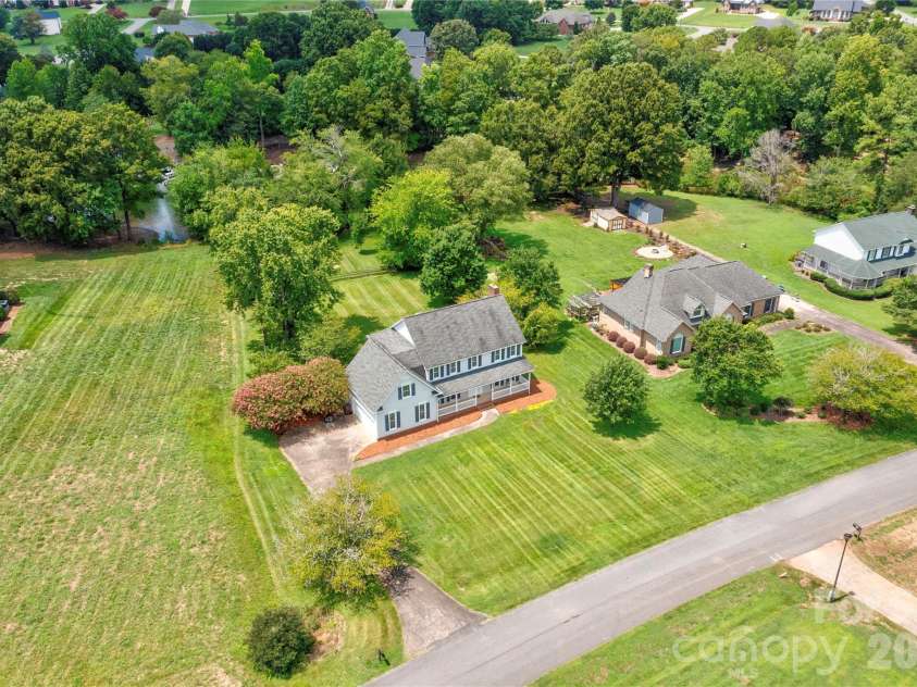 144 Oak Point Drive, Cherryville, NC 28021.  MLS# CAR4412077, YatesRealty ID 43836. 