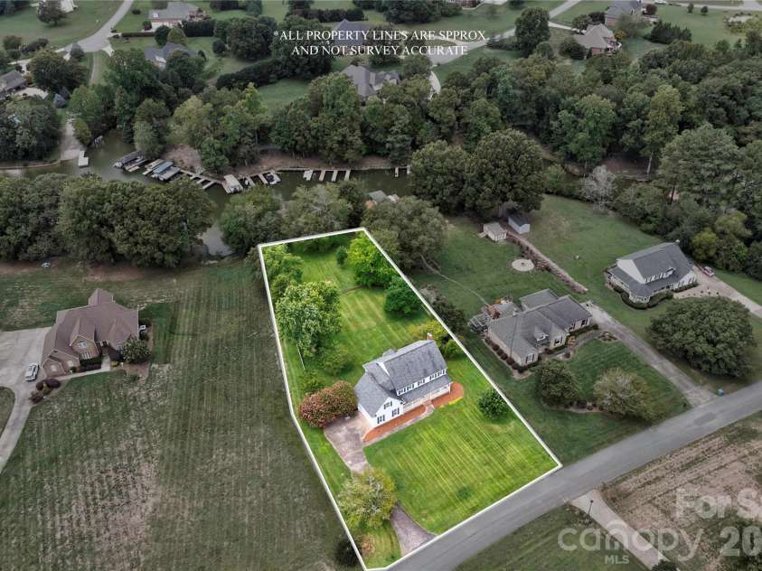 144 Oak Point Drive, Cherryville, NC 28021.  MLS# CAR4412077, YatesRealty ID 43836. 