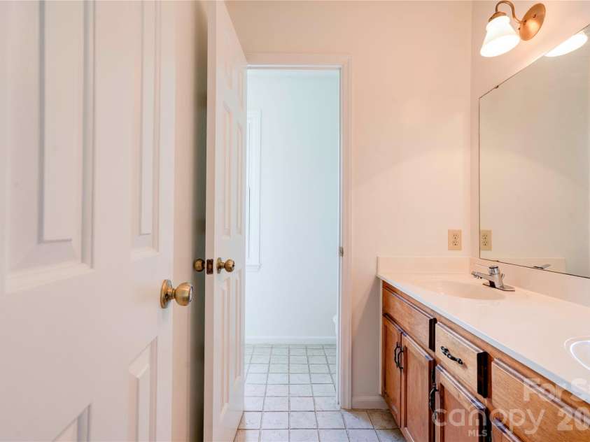 144 Oak Point Drive, Cherryville, NC 28021.  MLS# CAR4412077, YatesRealty ID 43836. Bathroom 2